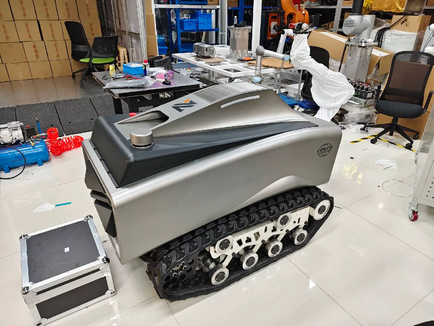 Marine tracked robot image 2