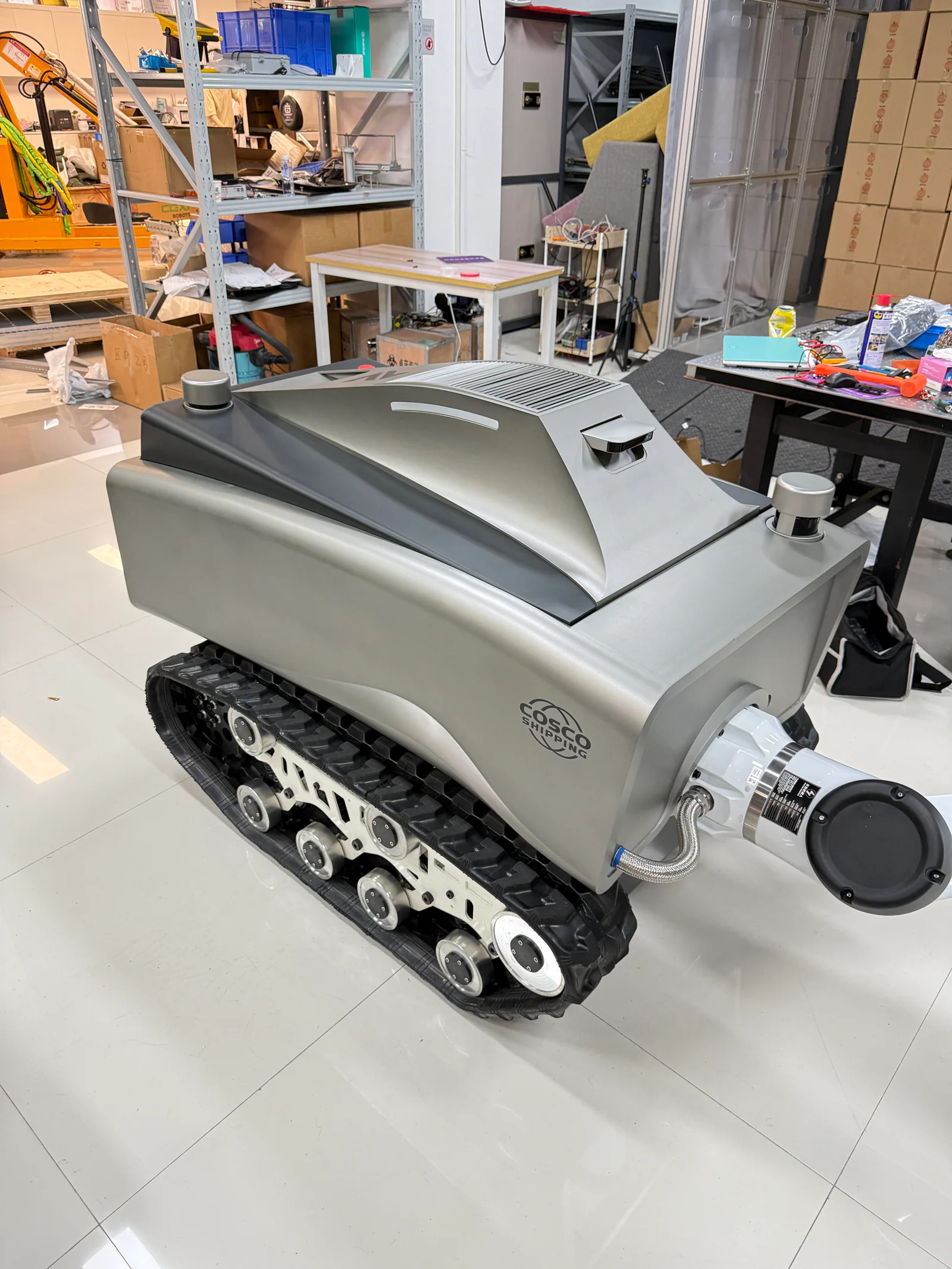 Marine tracked robot image 5